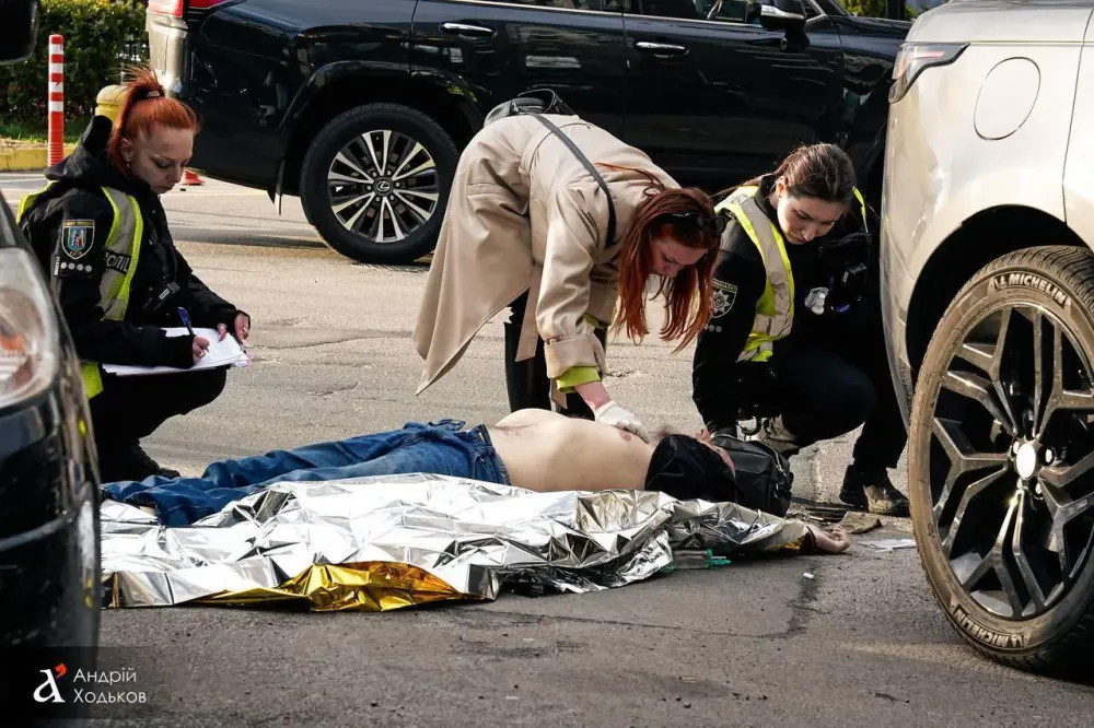 Kiyevdə silahlı hücum: 5 nəfər öldü, yaralılar var – FOTOLAR