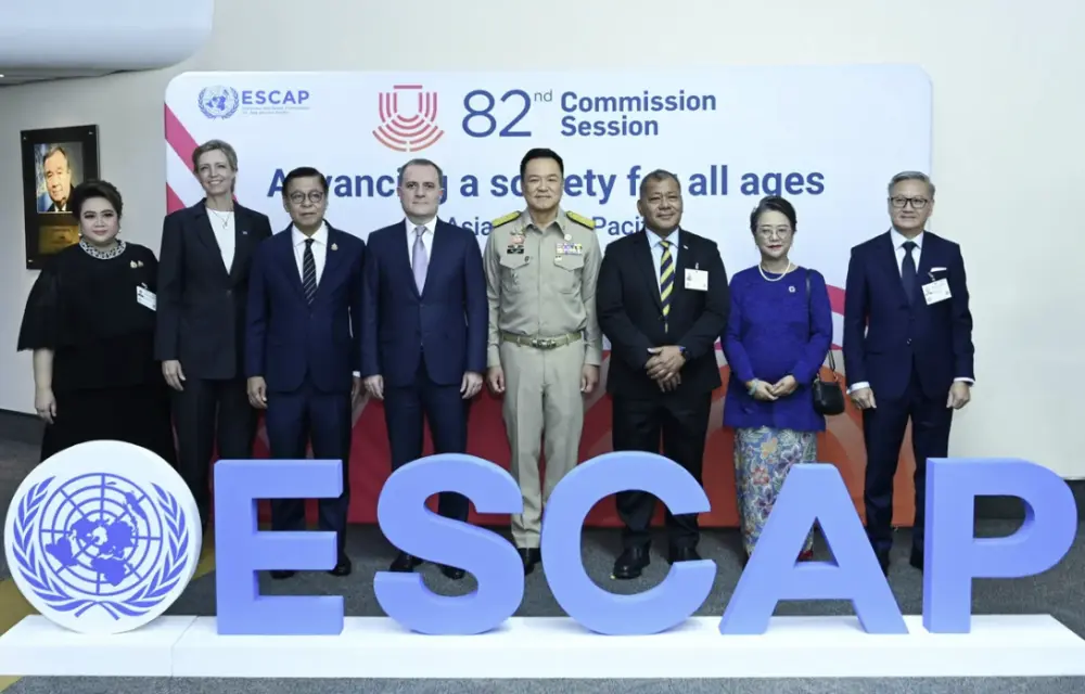 Bayramov Tailandın Baş naziri ilə görüşdü - Fotolar