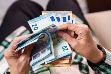 Aprel ayında maliyyə böhranından çıxacaq BÜRCLƏR