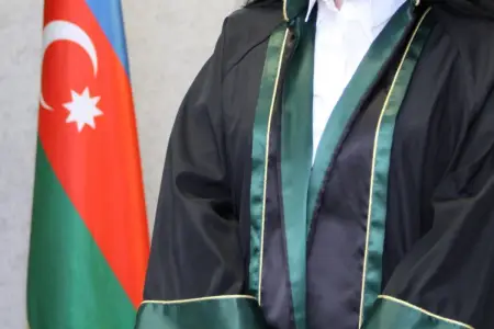 Vəkil olmaq istəyənlərin NƏZƏRİNƏ!