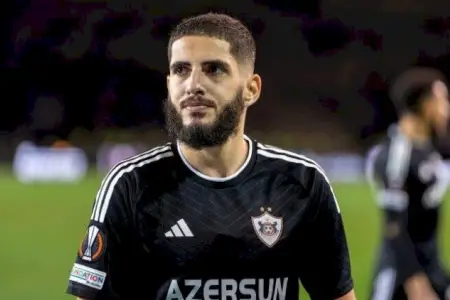 Benzia “Sabah”–“Qarabağ” oyunundan sonra hakimi sərt tənqid etdi