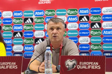 Ukrayna millisində baş məşqçi dəyişikliyi