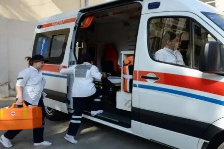 Bakıda 11-ci sinif şagirdi yoldaşını BIÇAQLADI - İDDİA