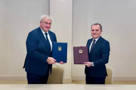 XİN Ukrayna ilə imzalanan saziş haqqında məlumat yaydı