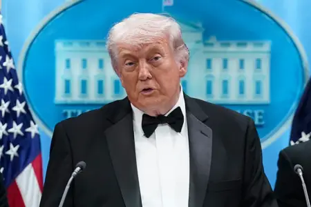 Trampın olduğu tədbirdə atışma - Anbaan video