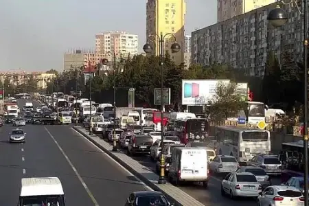 Bu küçədə hərəkət birtərəfli təmin ediləcək