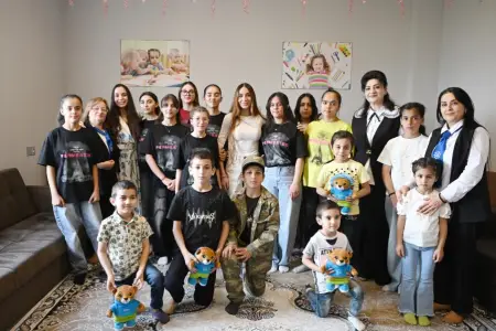 Leyla Əliyeva və Arzu Əliyeva Şəkidə uşaq evi sosial xidmət müəssisəsində oldular