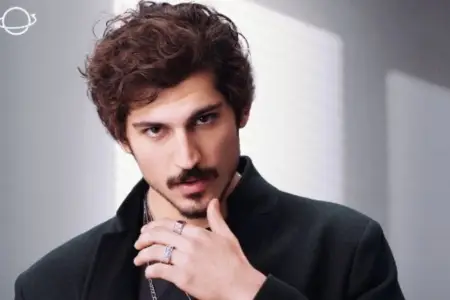 Məşhur aktyorun ürəyi dayandı