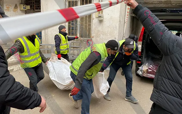 14 yaşlı qızla 19 yaşlı oğlan qonaq getdikləri evdə zəhərləndi - Biri öldü