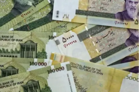 İran rialı rekord dərəcədə uculaşdı