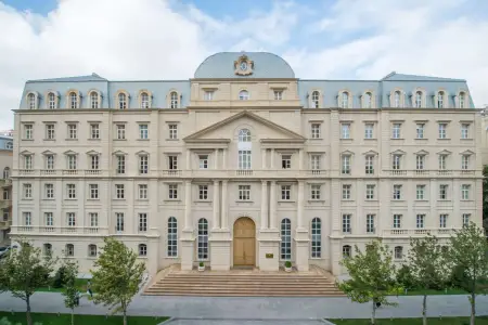 Əli Əsədov əmr imzaladı