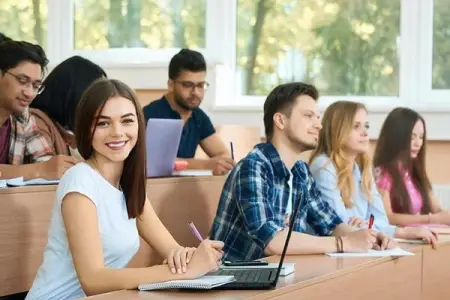"Məktəb və universitetlərdə geniş maarifləndirmə layihələri icra olunur"