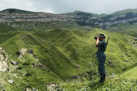 Sərhədi pozan 18 nəfər SAXLANILDI