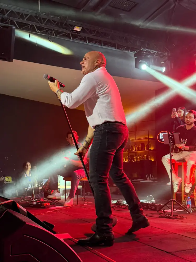 "İstəyirik aramızdakı sevgini paylaşaq" - Miri Yusifin konsertində yaşananlar