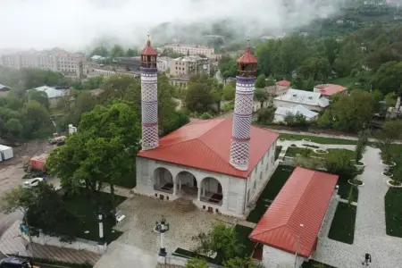 Şuşa və Ağdam məscidlərinə yeni imam müavinləri təyin olundu