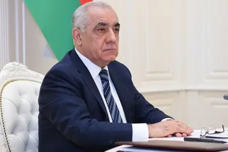 ƏIi Əsədov qərar imzaladı