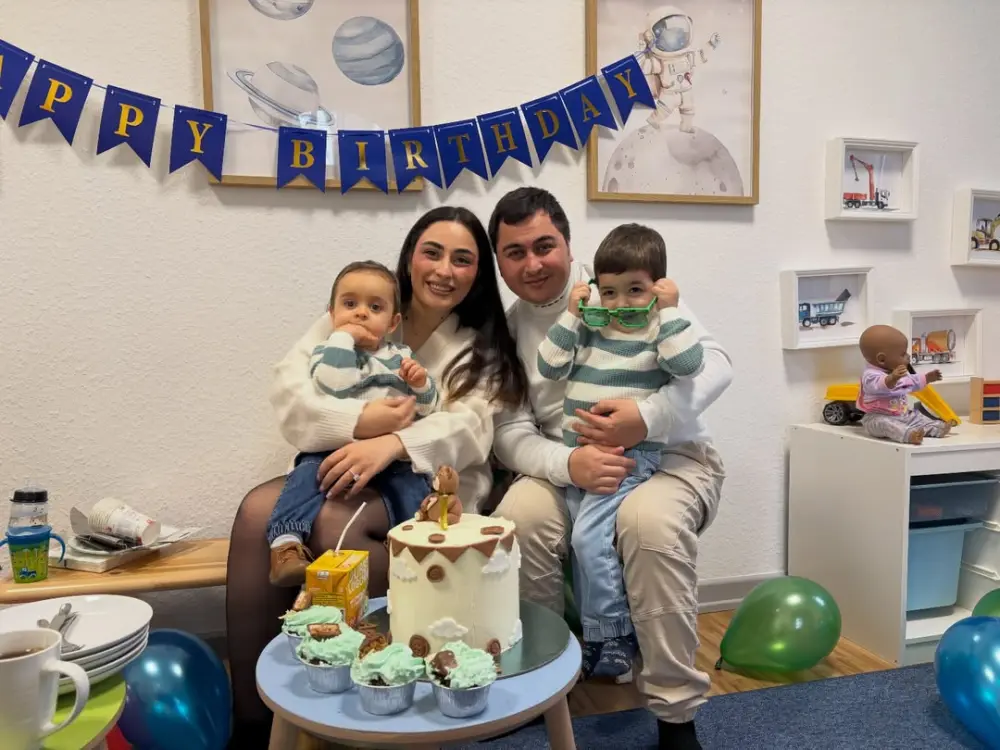 Həmin azərbaycanlı ailəyə azyaşlı uşaqları qaytarıldı - Video 