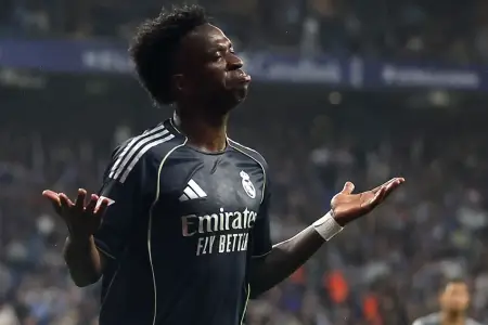 “Mançester Siti” Vinisiusu transfer etmək istəyir