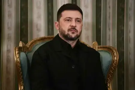 Zelenski üçgünlük atəşkəsi təsdiqlədi