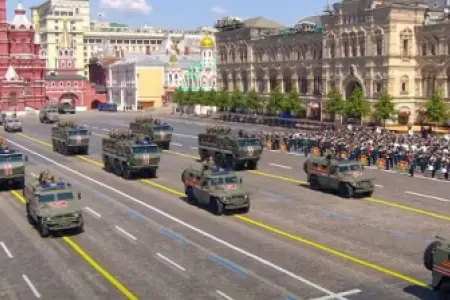 Moskvada parad başladı - Canlı
