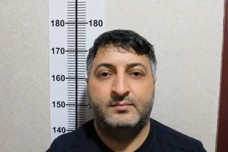 Özünü vəkil kimi tanıdıb dələduzluq etdi