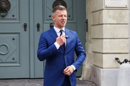 Madyardan Macarıstan prezidentinə çağırış: "İstefa ver!"