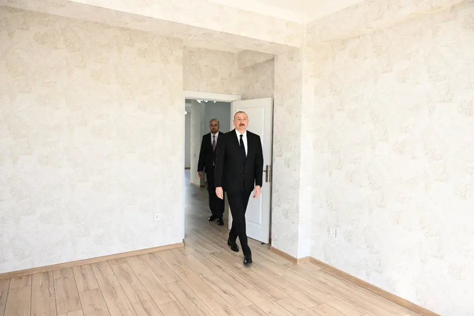 İlham Əliyev Zəngilanda inşa olunmuş ilk yaşayış kompleksinin açılışında - Fotolar