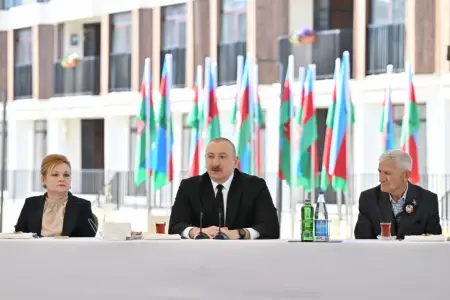 Prezident: Ulu Öndər Heydər Əliyevin Azərbaycan tarixində rolu danılmazdır