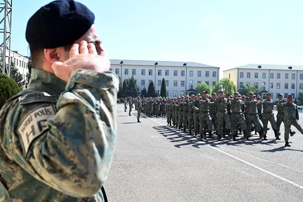 Azərbaycan ordusunda andiçmə mərasimləri keçirildi