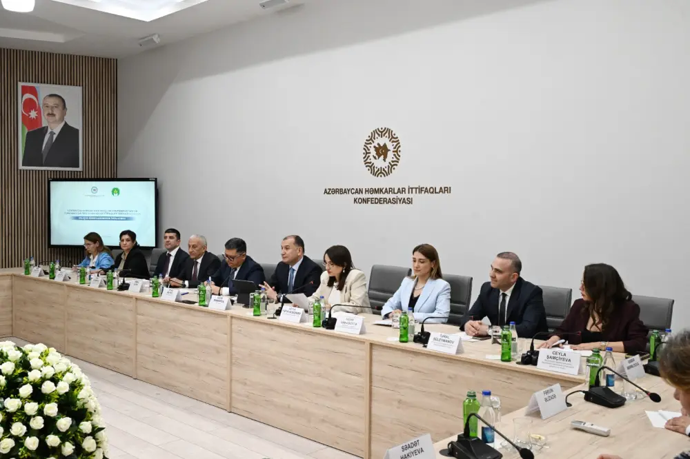 Azərbaycan və Türkmənistan həmkarlar ittifaqları memorandum imzaladı - Fotolar