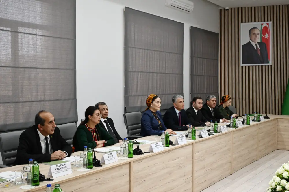 Azərbaycan və Türkmənistan həmkarlar ittifaqları memorandum imzaladı - Fotolar