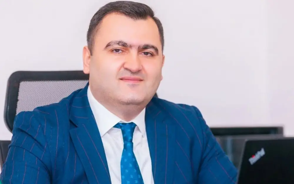 Agentlik sədri özünə müşavir təyin etdi - Foto