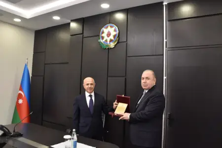 Akif İsgəndərov təqaüdə göndərildi 