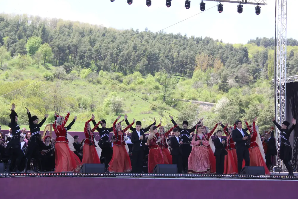 Şuşada “Xarıbülbül” IX Beynəlxalq Musiqi Festivalı keçirilir – FOTOLAR