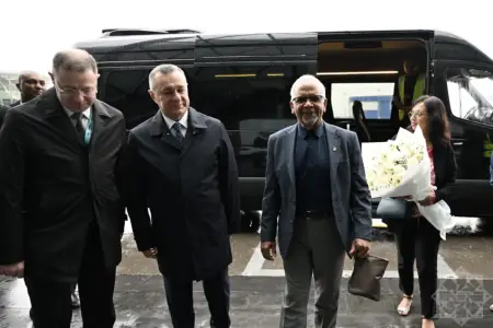 Mavriki Prezidenti Azərbaycana səfərə gəldi