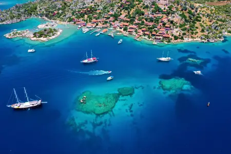 Türkiyəyə tətilə getmək üçün ərinin öldürülməsinə razı oldu