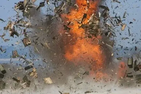 Pakistanda bazarda bomba partladıldı - Nüfuzlu şəxs öldü
