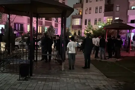 Sumqayıtda çoxmərtəbəli yaşayış binasında yanğın oldu
