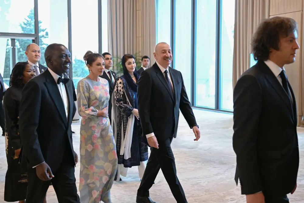 Prezident və xanımı adından “Gülüstan” sarayında rəsmi ziyafət verildi – FOTOLAR/VİDEO
