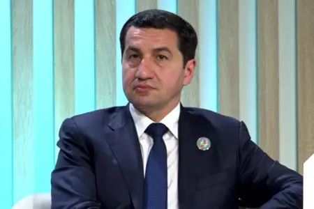 Hikmət Hacıyev: “Həmin sənədlər şəhərsalmanın gələcək gündəliyini də formalaşdıracaq”