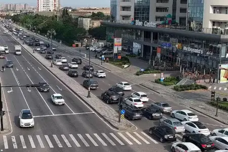 Sürücülərin nəzərinə! Bu yollarda sıxlıq var - Siyahı