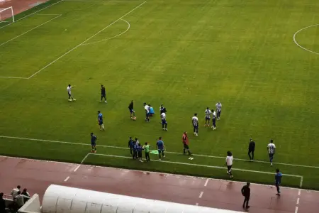 Təcili yardım gəlmədi, matç ləğv edildi