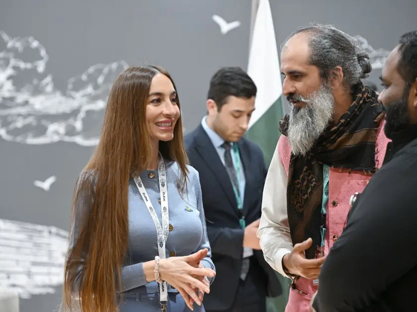 Leyla Əliyeva və Arzu Əliyeva "Urban Expo" sərgisi ilə tanış oldular
