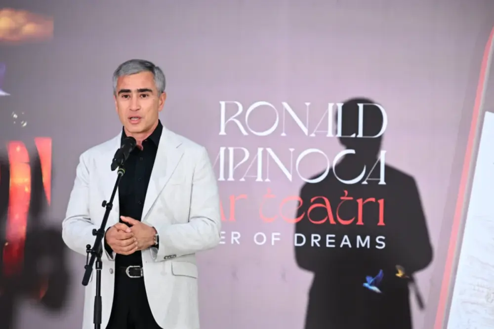 Heydər Əliyev Mərkəzində perulu rəssamın fərdi sərgisinin açılışı oldu