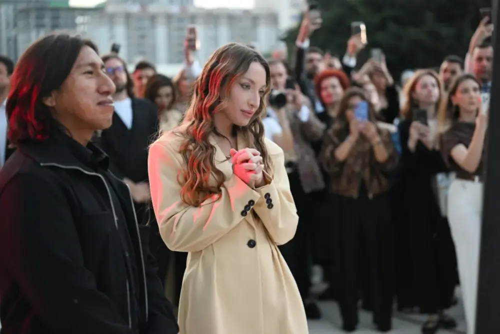 Heydər Əliyev Mərkəzində perulu rəssamın fərdi sərgisinin açılışı oldu