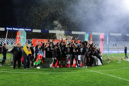Bu futbolçular “Sabah”dan GEDƏ BİLƏR