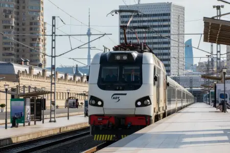 Onlar Tbilisiyə qatarla pulsuz gedəcək