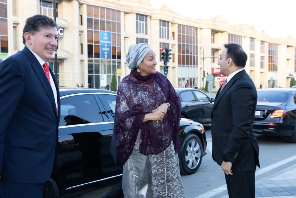 BMT Baş katibinin müavini “ASAN xidmət”də – FOTOLAR