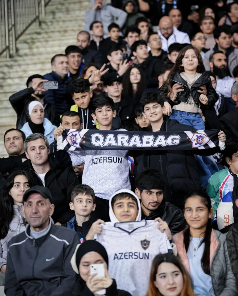 Azarkeşlər Allahverdi Bağırovu belə yad etdilər - FOTOLAR