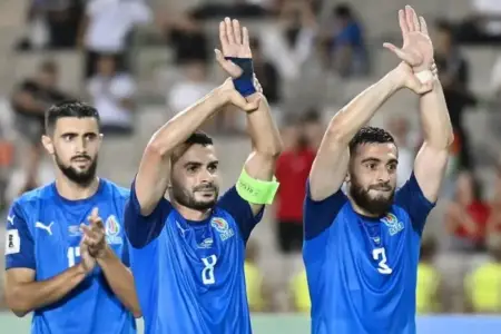 Emin Mahmudov: "Elvin Cəfərquliyev hər komandaya fayda gətirəcək futbolçudur"